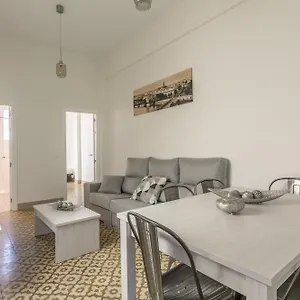 https://aoa-san-lorenzo-apartment.es-andalucia.com