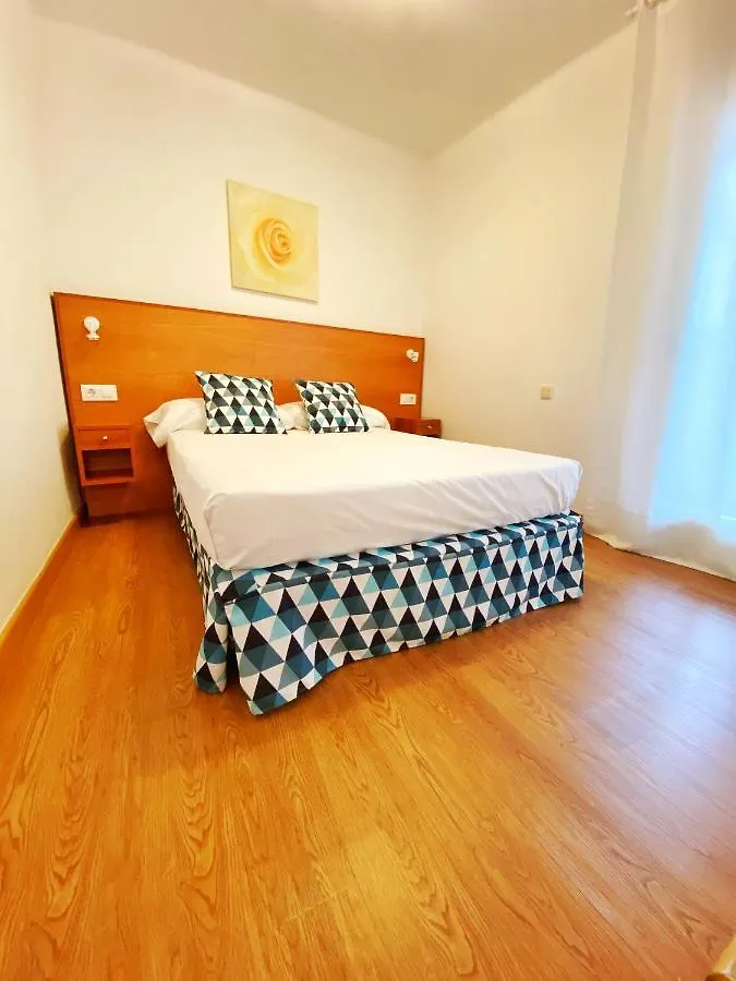 Primera Linea De Mar Centro Roses Apartment
